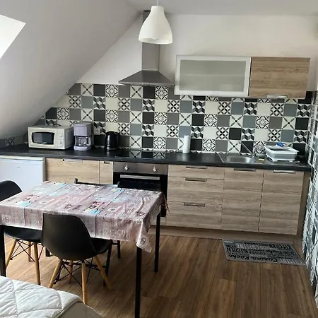 Super Centre Apartment *